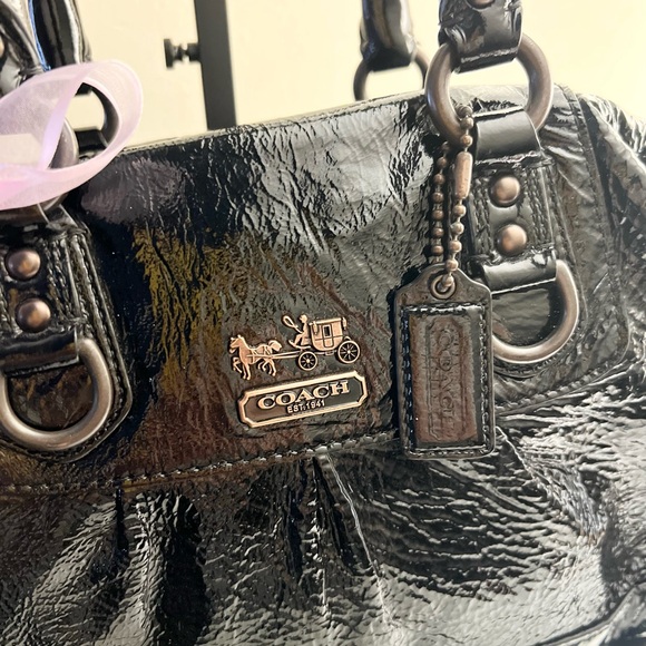 Coach Madison Black Patent Leather Bag 🖤 - Picture 2 of 15